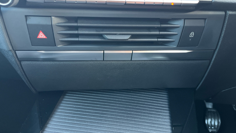 Vauxhall Astra 1.2 Turbo 130 Griffin 5dr Petrol Hatchback